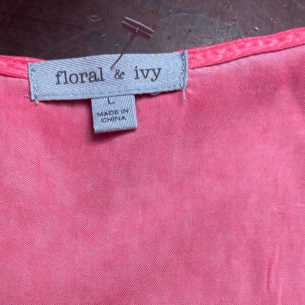 Floral and ivy Barbie pink large ruffles cinched top long flare sleeves vacation - Picture 8 of 10